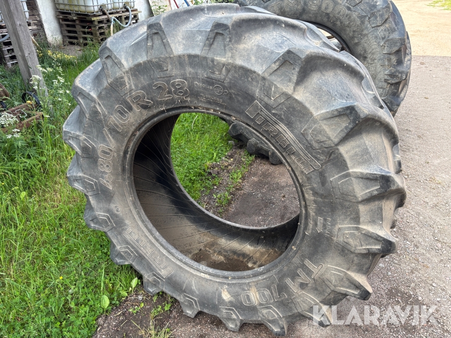 Däck Pirelli TM700 480/70 r28