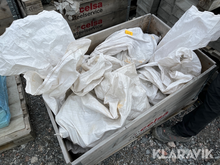 Distansklossar för gjutning en pall