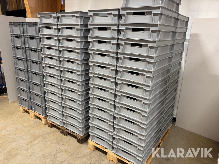 Parti med plastbackar