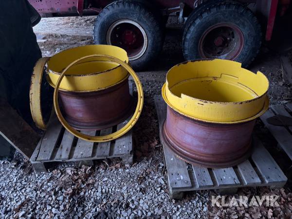 Dubbelmontagefälg John Deere 28 Tum med distansringar 2 st