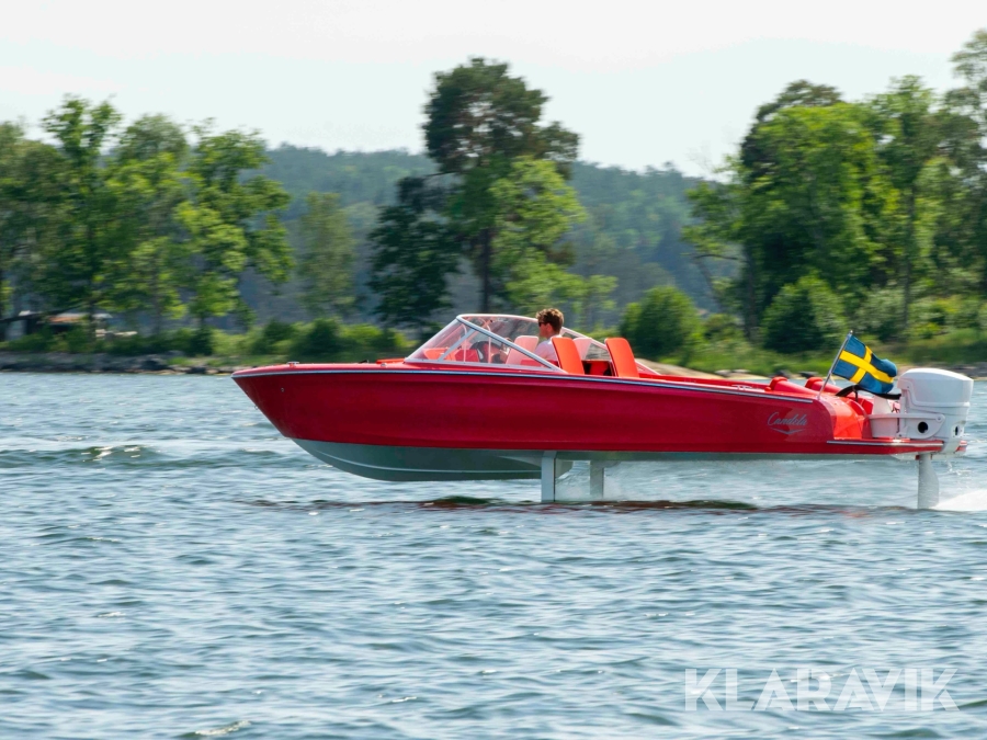 Bärplansbåt Candela C-7 eldriven