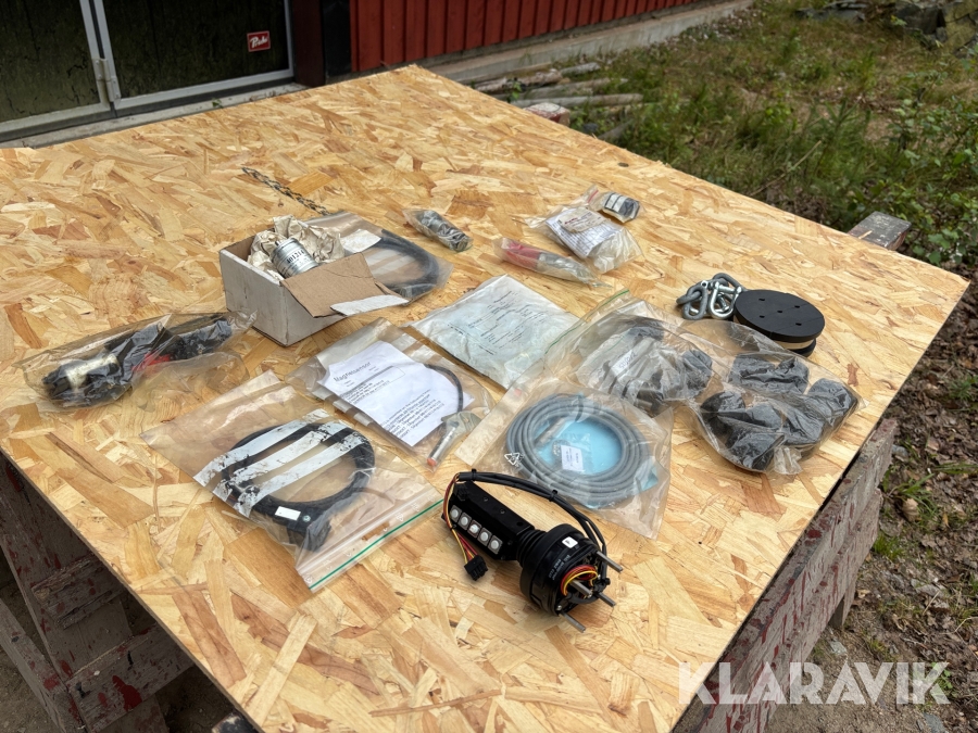 Minispak till Skördare Komtsu med diverse sensorer