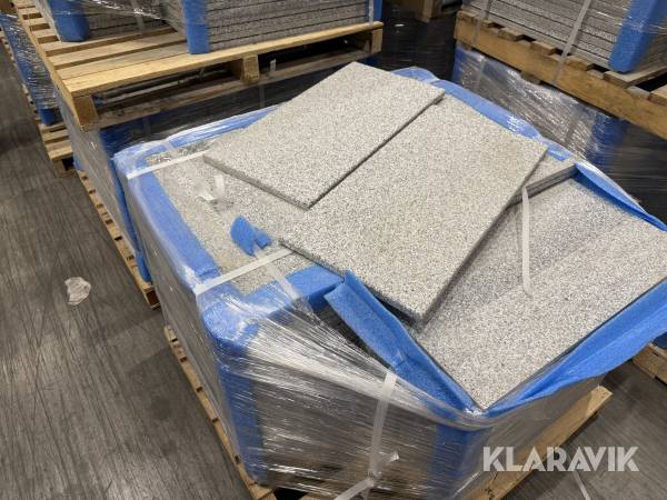 Sandblästrad granitplatta 30×60×2 cm