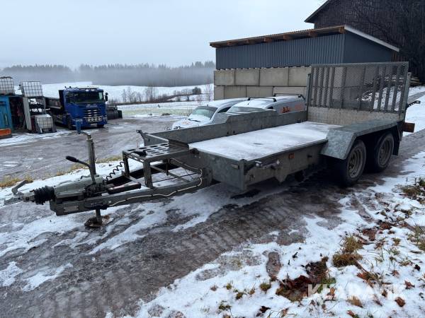 Entreprenadsläp Indespension PL35126L/R4