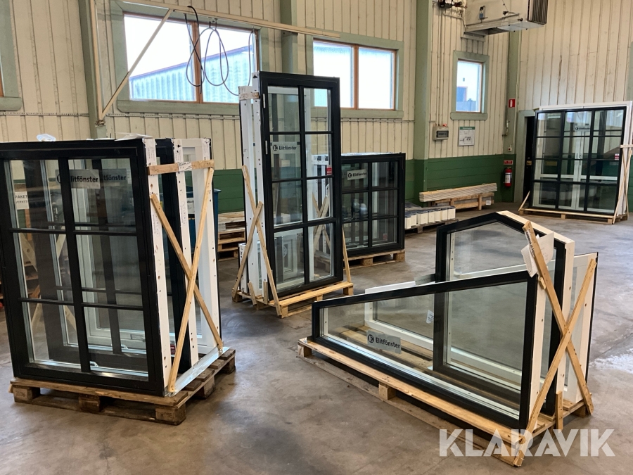 Fönster Elitfönster fasadparti, inklusive 2 dörrar