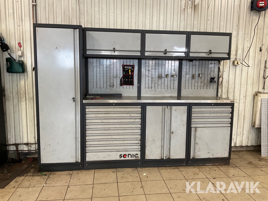 Verkstadsskåp Sonic 3 sektioner med högskåp med diverse olika verktyg