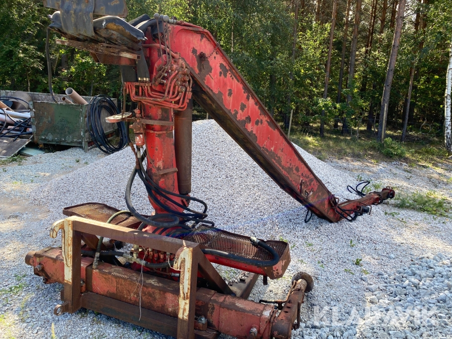 Timmerkran Jonsereds till lastbil