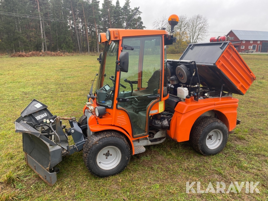 Redskapsbärare Aebi kt65 med redskap