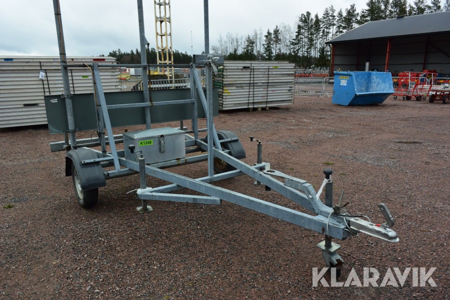 Skyltvagn Meag 2200 efterfordon 30 km/tim