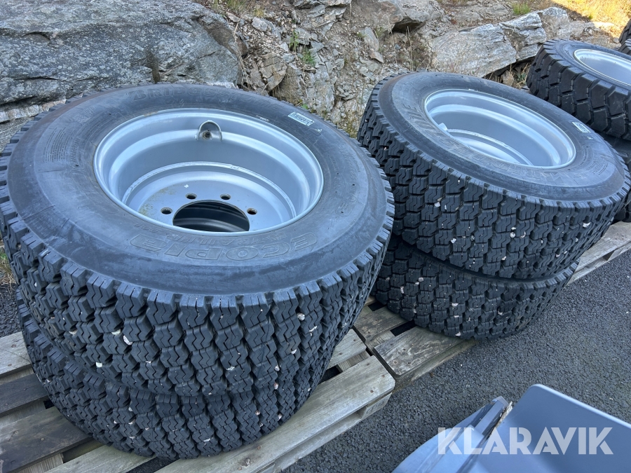 Vinterhjul Bridgestone 385/55R22,5 4 st