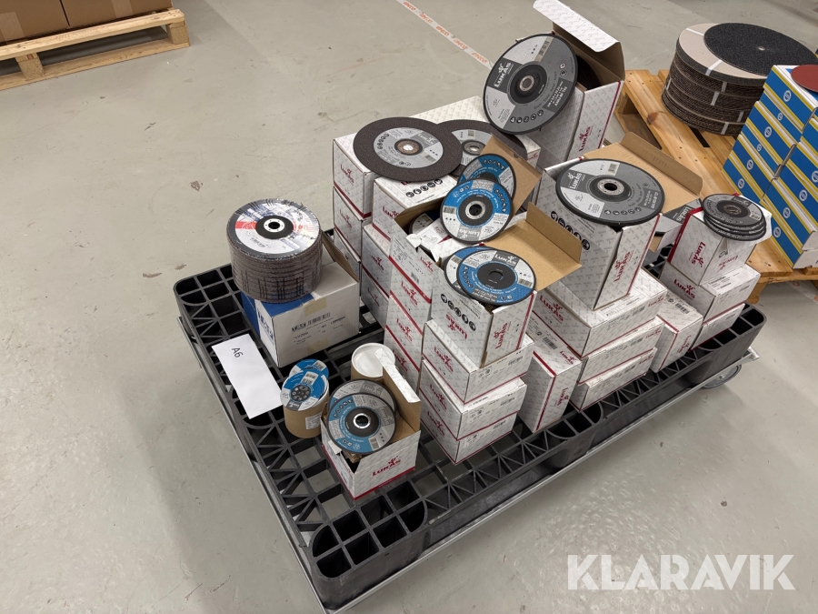 Vävarnerade kapskivor och navrondeller ca 1100st