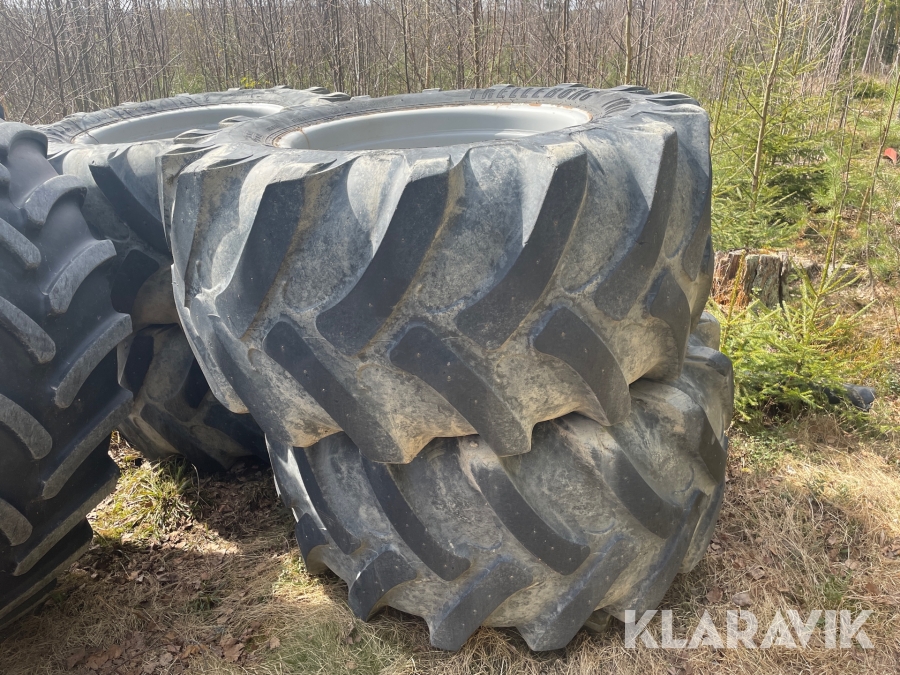Entreprenaddäck Trelleborg Twin 710/55-34 4st på Fälg