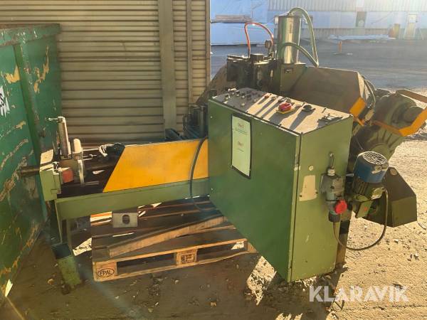 Bandsåg Behringer HBO260A