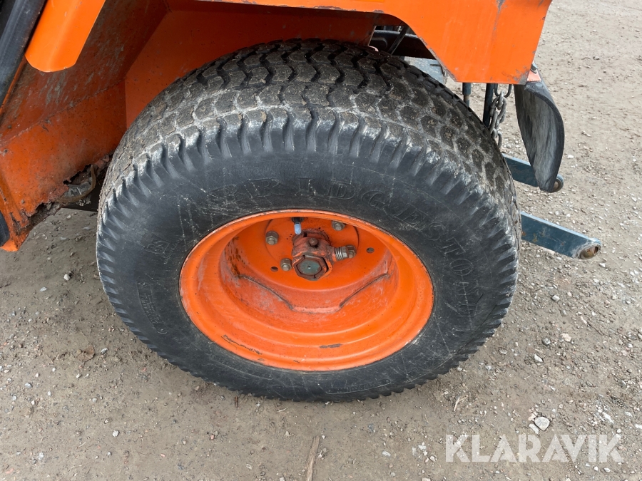 Traktor Kubota B7 100 HST, Säter, Klaravik auktioner