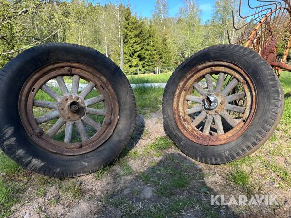 Lastbilsdäck 6.50-20 2 stycken