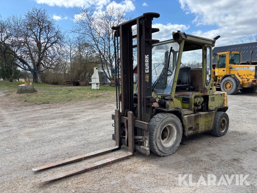 Dieseltruck Clark EM1-40