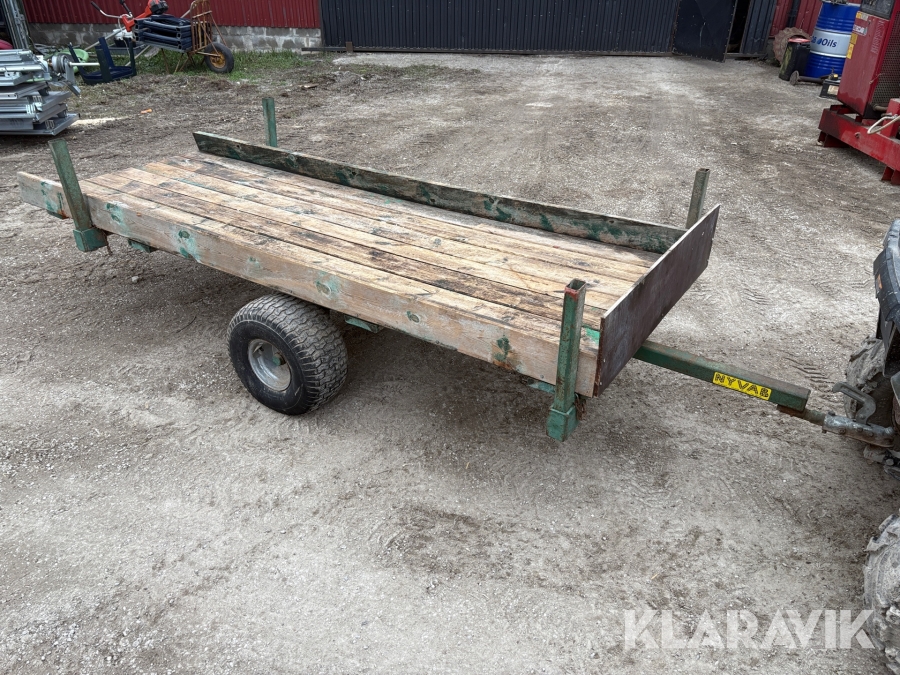 Skogsvagn med flak till ATV Nyvab