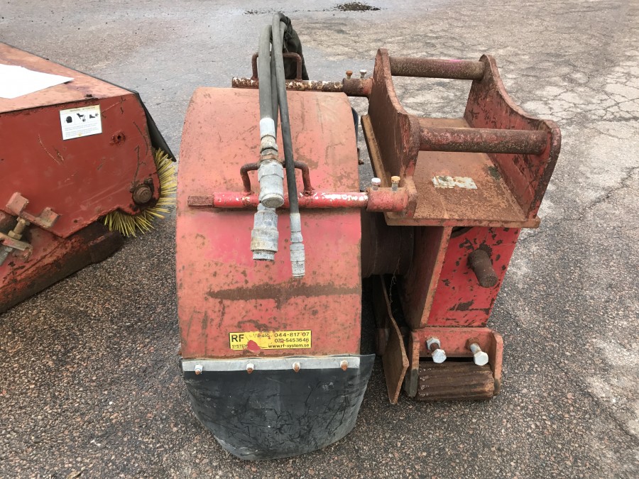 Asfaltsfräs / Fräs