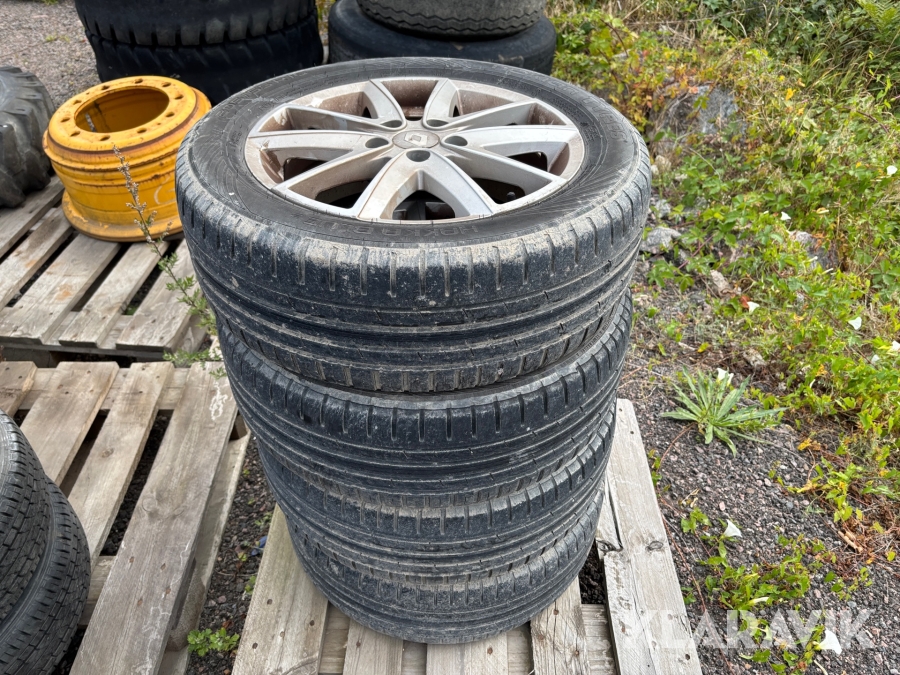 Däck på fälg Nokian 205/55R16 4st