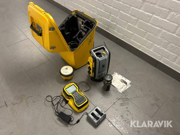 Totalstation Trimble SPC930 med GPS och handdator