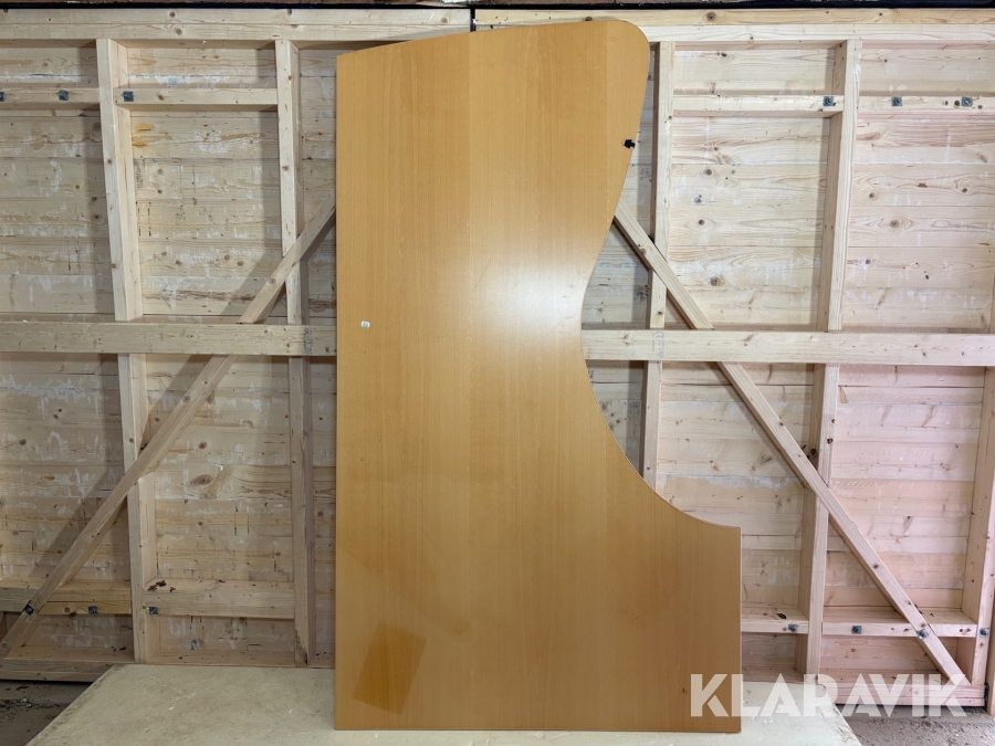 Skrivbord Kinnarps höj och sänkbart