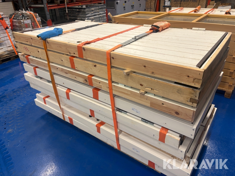 Dörrar och sidoljusfönster