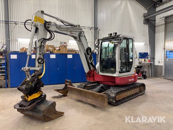 Grävmaskin Takeuchi TB153FR med rototilt och skopa
