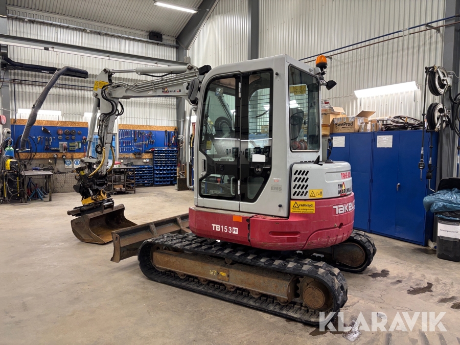 Grävmaskin Takeuchi TB153FR med rototilt och skopa