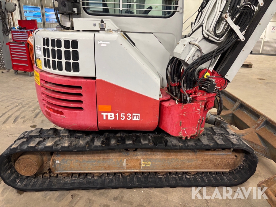 Grävmaskin Takeuchi TB153FR med rototilt och skopa