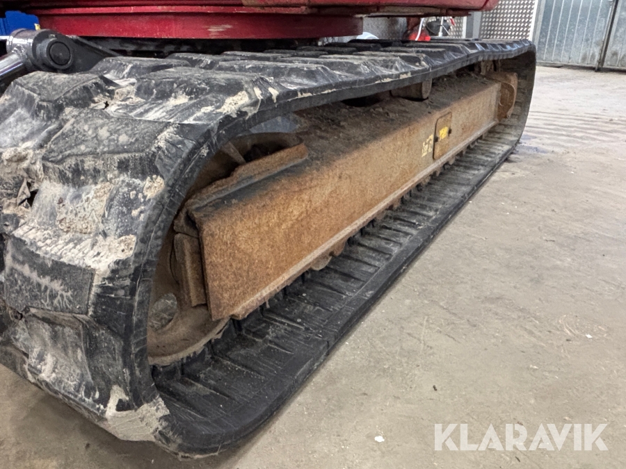 Grävmaskin Takeuchi TB153FR med rototilt och skopa
