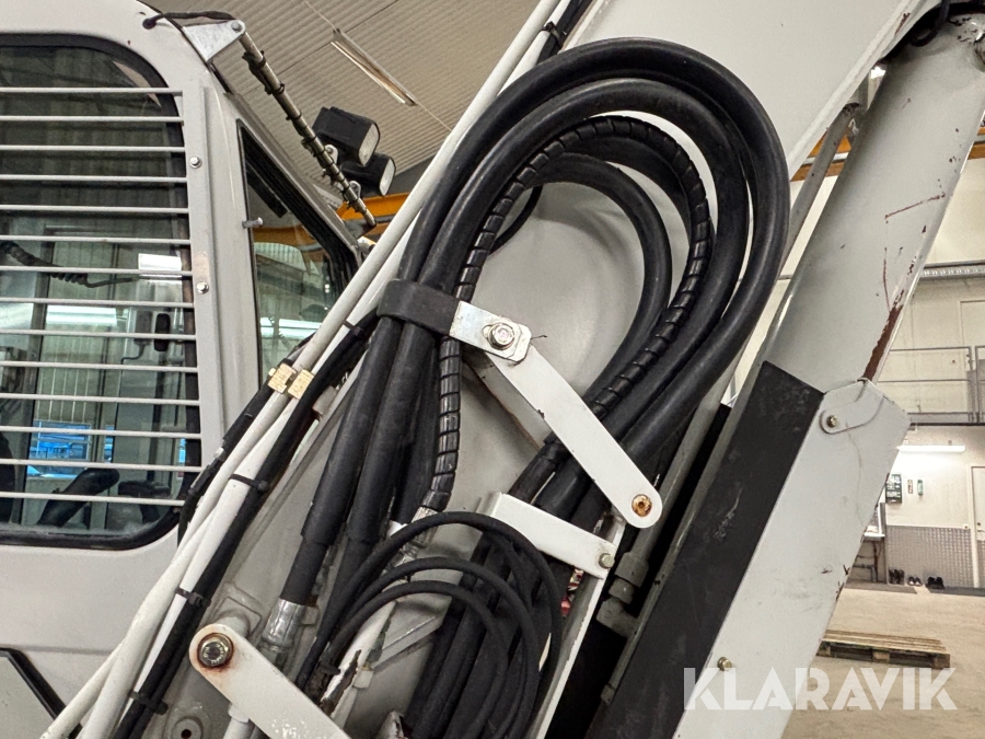 Grävmaskin Takeuchi TB153FR med rototilt och skopa