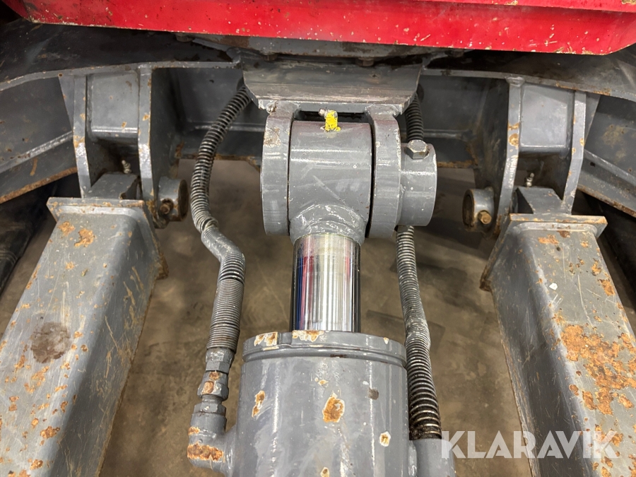 Grävmaskin Takeuchi TB153FR med rototilt och skopa