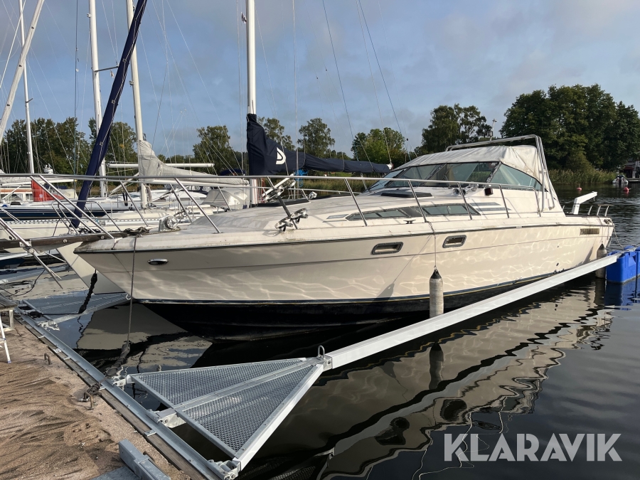 Motorbåt Bayliner Conquset Sunbridge 32 fot