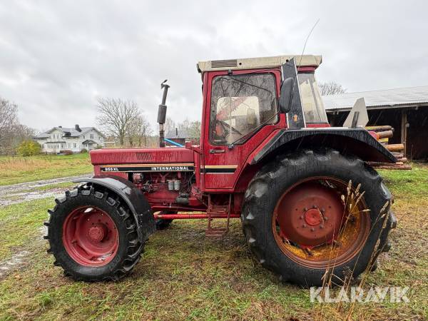 Traktor Case International 955 AXL