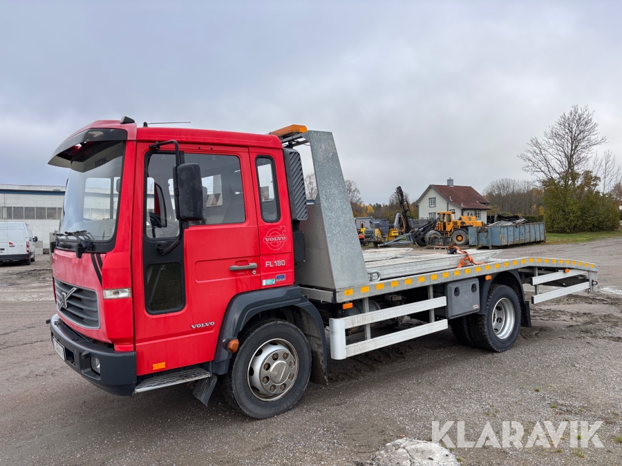 Maskintransport Volvo FL 180 4x2