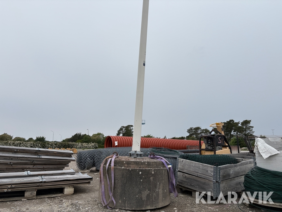 Flaggstång med betongfundament Flagmore PRO