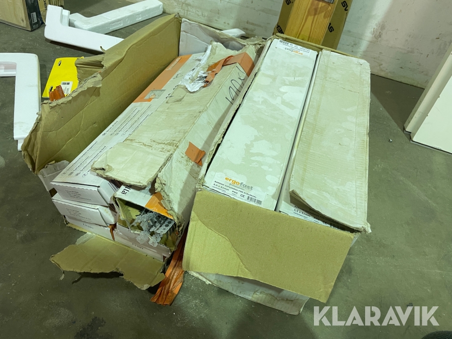 Skruv Ergofast 3,5x51mm och 3,9x30mm