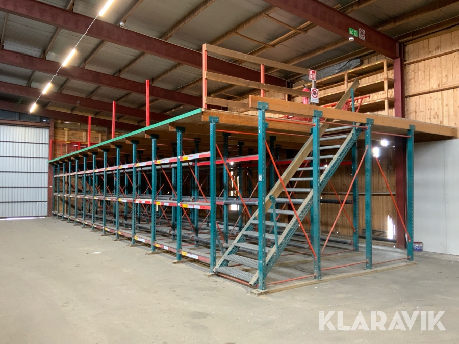 Entresol med rullställage