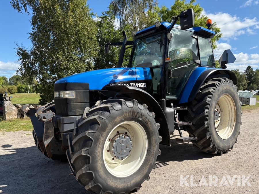 Traktor New Holland TM165