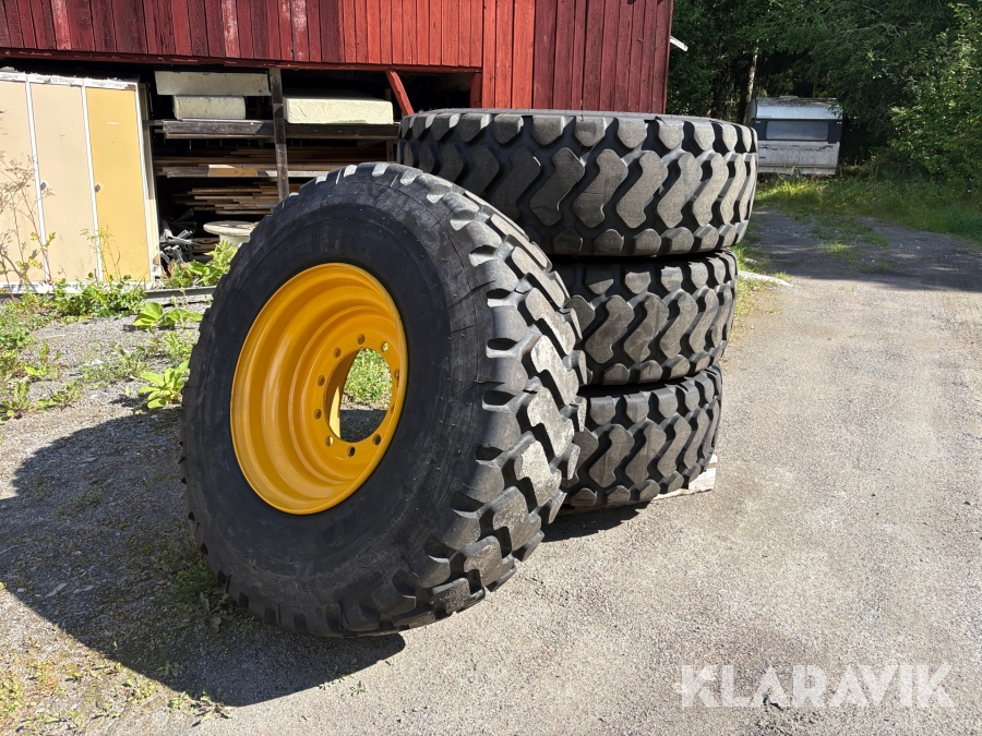 Entreprenaddäck Michelin 17.5R25 4 st