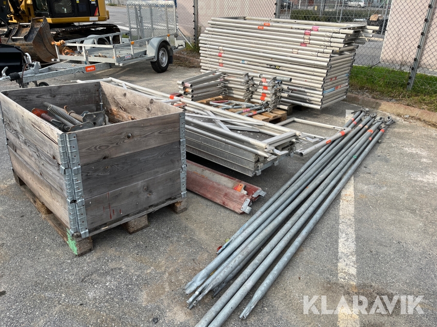 Diverse delar till byggställning Layher