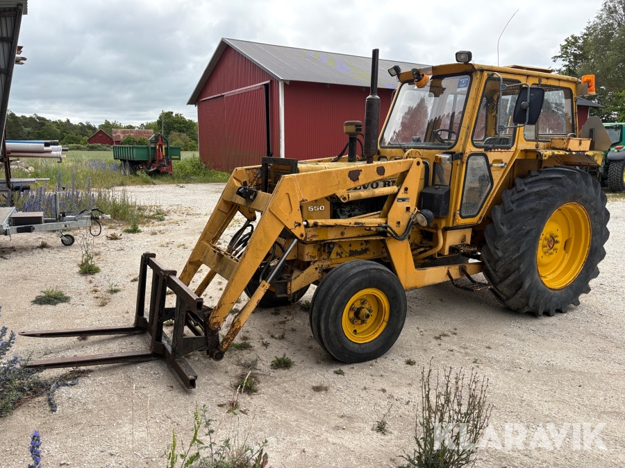 Traktor Volvo BM T650 med lastare