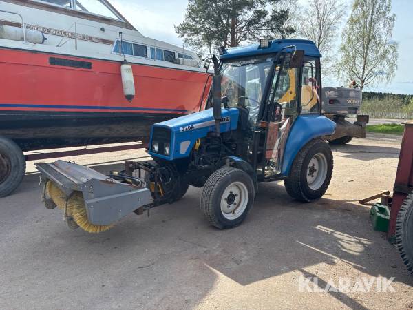 Traktor MTZ 320A