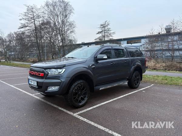 Pickup Ford Ranger wildtrack med kåpa