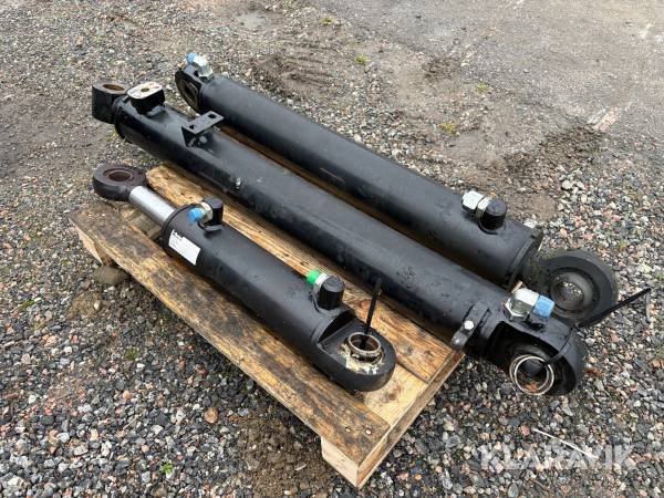 Reservdelskolvar Huddig 1060 grävaggregat