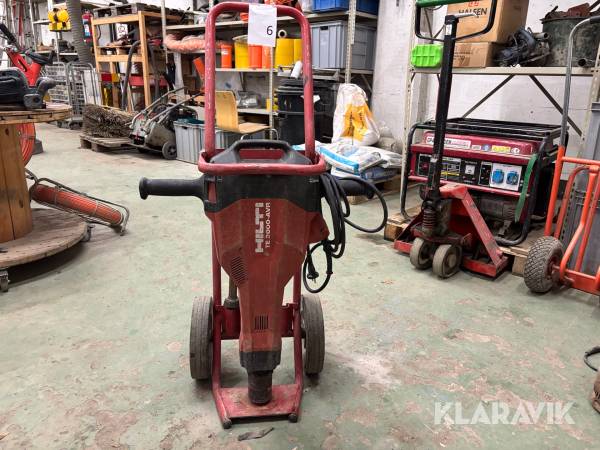 Batteridriven borrmaskin Hilti Te 2000 -AVR med kärra & spett