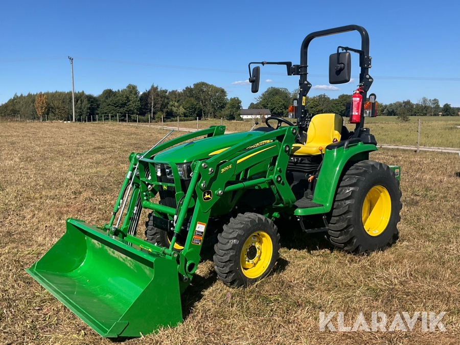 Kompakttraktor John Deere 3038E med frontlastare