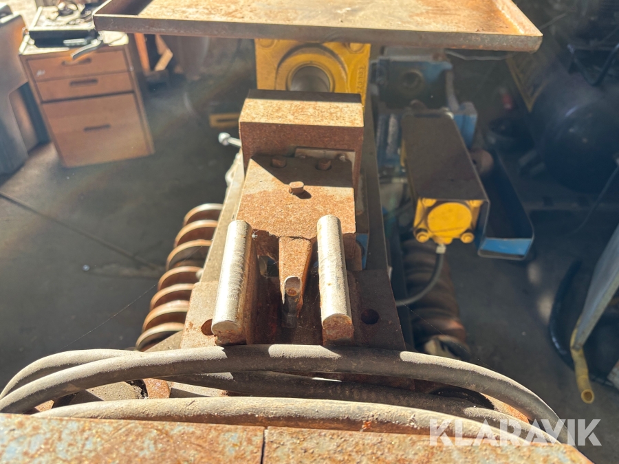 Bockmaskin Ben Pearson MC59HS