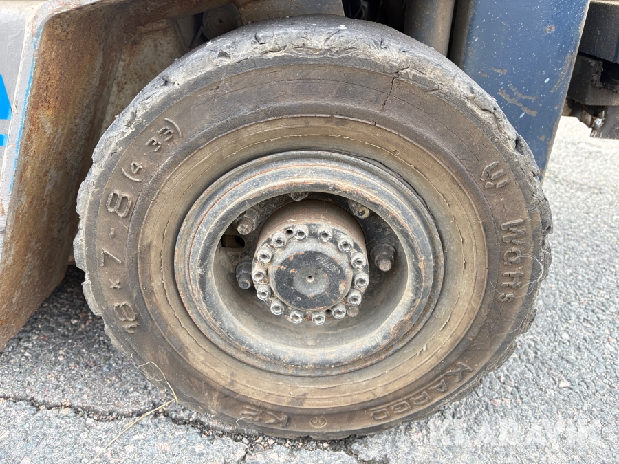 Truck Komatsu FB16M-2E