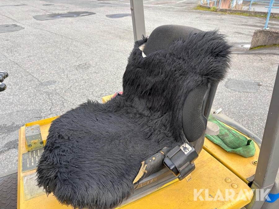 Truck Komatsu FB16M-2E